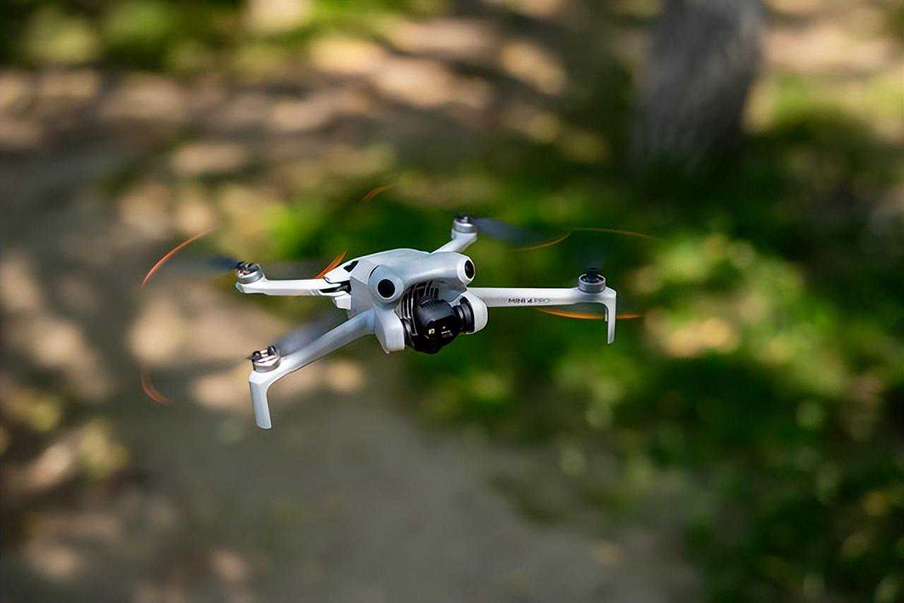 大疆Mini 4 Pro评测：全向避障的全能型迷你无人机