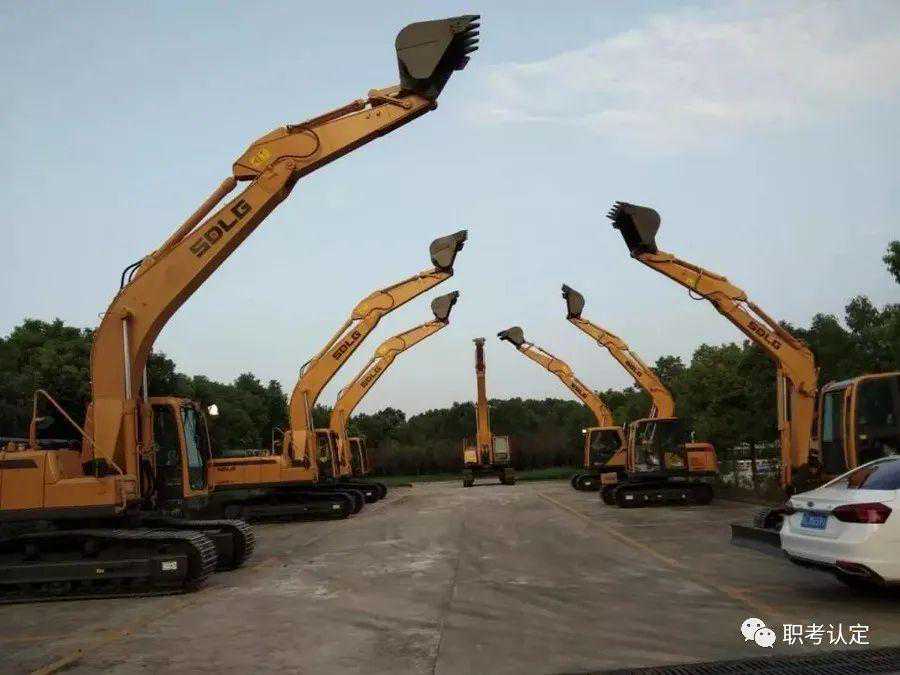 挖掘铲运和桩工机械司机是做什么的？2023证书怎么考？