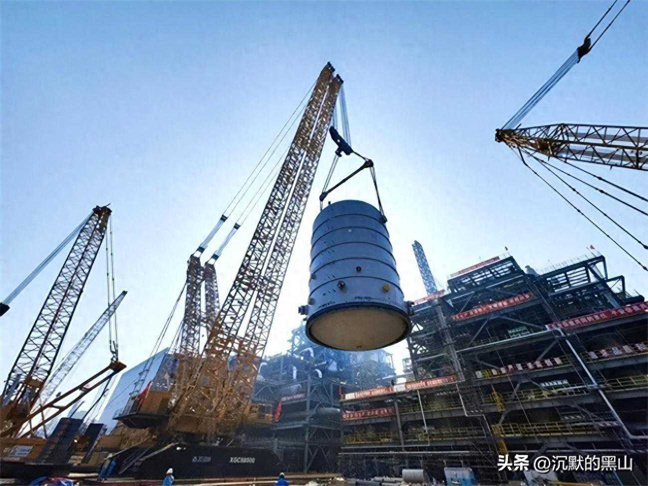 10年只产3台，沙特土豪还抢着要！我国4000吨级起重机有多牛？