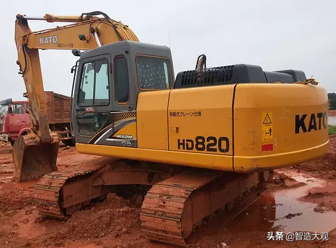 加藤HD820挖掘机，旋转作业时机子有冲击，是什么情况
