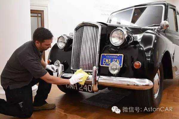 四款红极一时的日系跑车，你认识几辆？