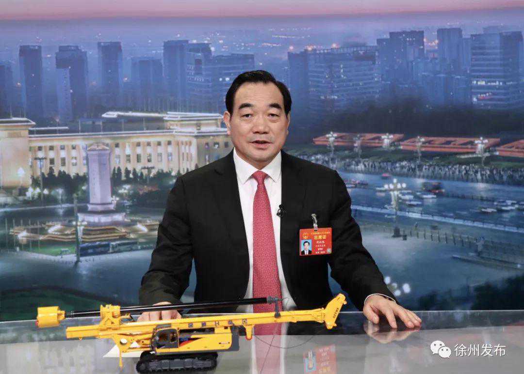 网友提问：周书记面前的模型是啥？