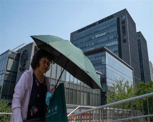 沫沫敲诈690万，小YA哥给了90万，600万未遂，沫沫是被前男友坑的