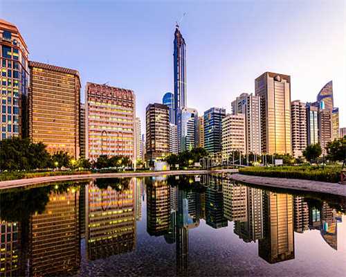 城市建设“轻骑兵”，柳工轮挖接受检阅进行时...